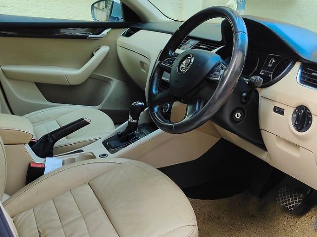 Used Skoda Octavia [2013-2015] Ambition 2.0 TDI AT in Bangalore