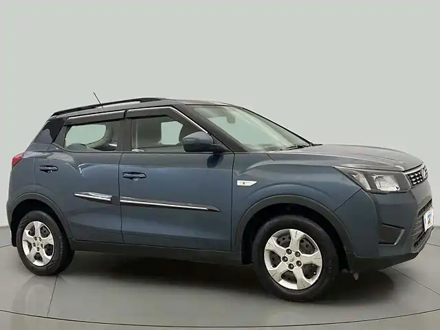 Used 2022 Mahindra XUV300 in Delhi