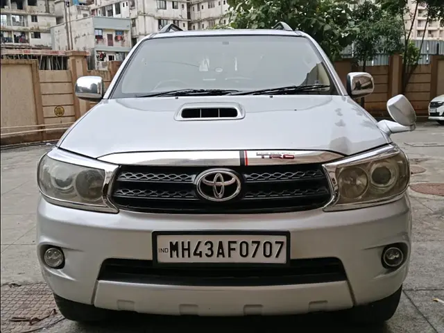 Used 2010 Toyota Fortuner in Thane