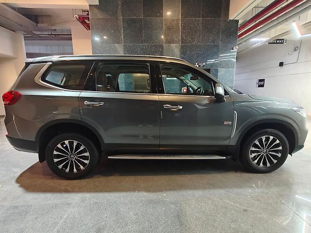 Used MG Gloster [2020-2022] Savvy 6 STR 2.0 Twin Turbo 4WD in Ahmedabad