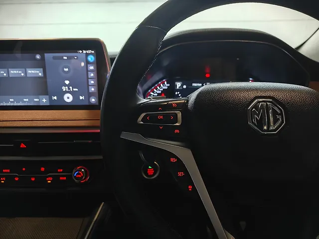 Used MG Gloster [2020-2022] Savvy 6 STR 2.0 Twin Turbo 4WD in Ahmedabad