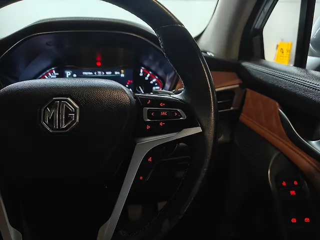 Used MG Gloster [2020-2022] Savvy 6 STR 2.0 Twin Turbo 4WD in Ahmedabad