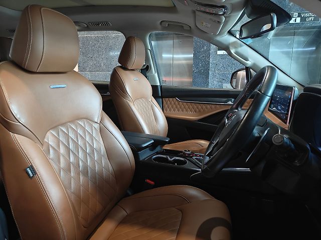 Used MG Gloster [2020-2022] Savvy 6 STR 2.0 Twin Turbo 4WD in Ahmedabad
