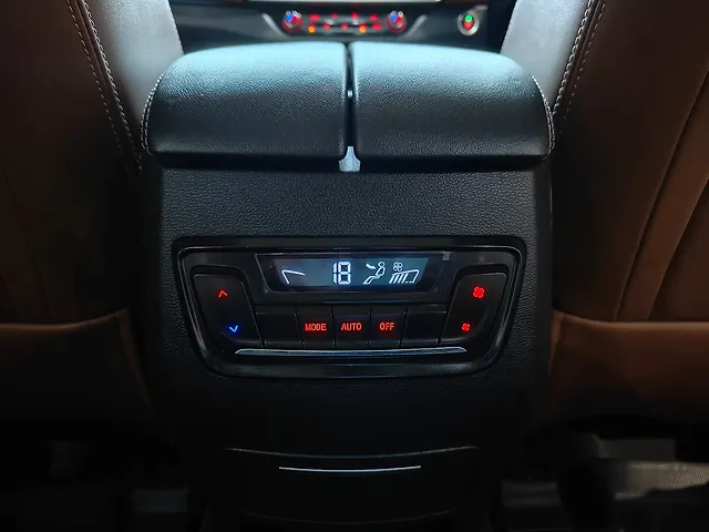 Used MG Gloster [2020-2022] Savvy 6 STR 2.0 Twin Turbo 4WD in Ahmedabad