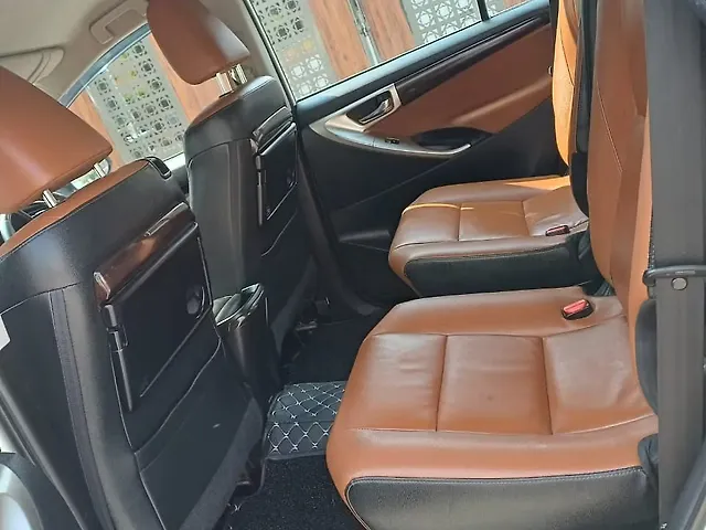 Used Toyota Innova Crysta [2016-2020] 2.8 ZX AT 7 STR [2016-2020] in Hyderabad