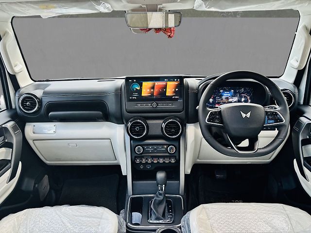 Used Mahindra Thar Roxx AX7 L Petrol AT 2WD in Delhi