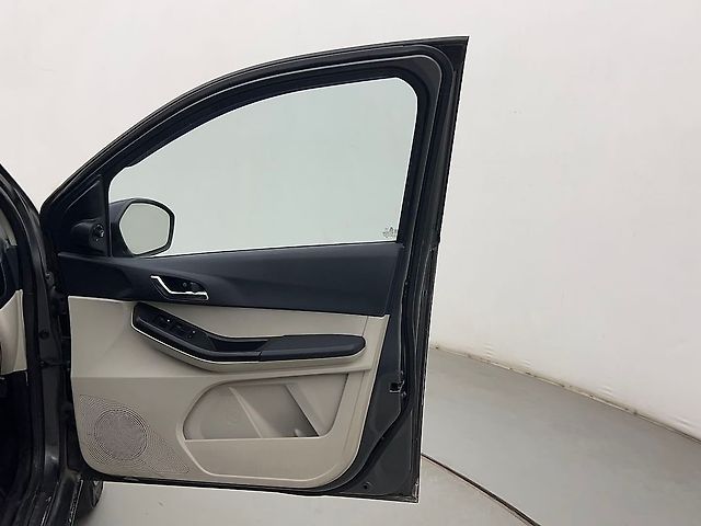 Used Tata Tiago XZ Plus CNG [2022-2023] in Mumbai