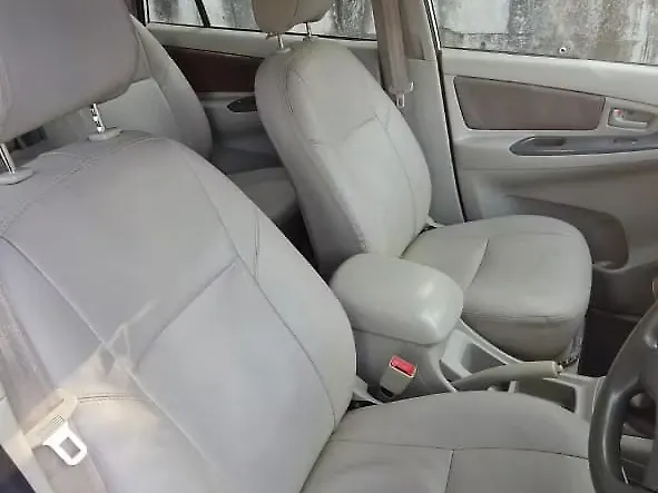 Used Toyota Innova [2013-2014] 2.5 G 7 STR BS-IV in Thiruvananthapuram