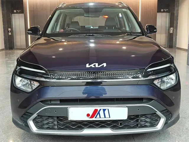 Used 2023 Kia Carens in Ahmedabad