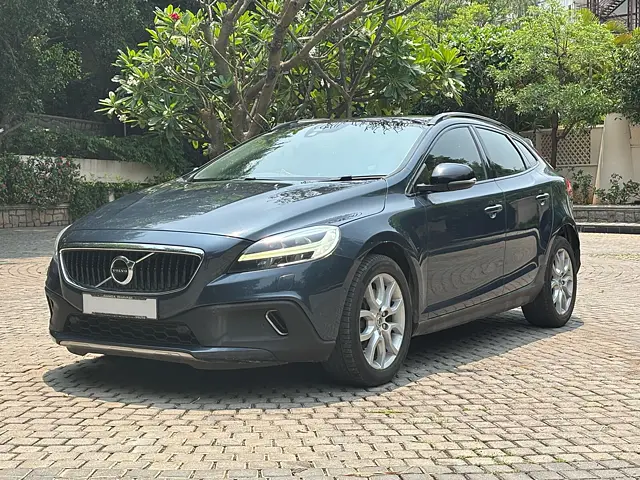 Used 2017 Volvo V40 Cross Country in Hyderabad