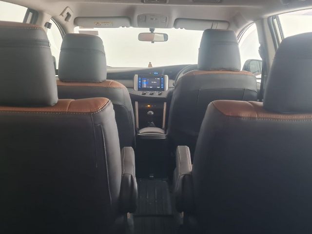 Used Toyota Innova Crysta [2016-2020] 2.4 G 8 STR [2016-2017] in Ludhiana