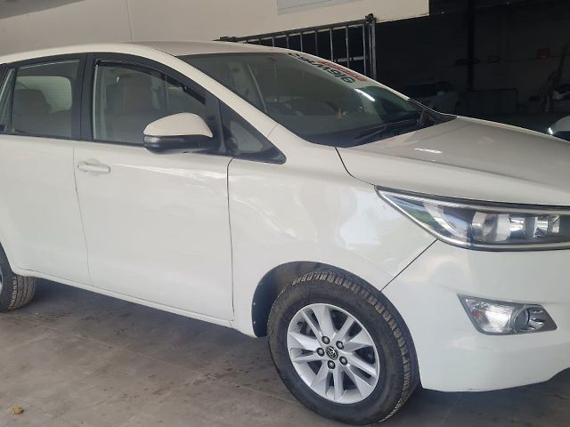 Used Toyota Innova Crysta [2016-2020] 2.4 G 8 STR [2016-2017] in Ludhiana