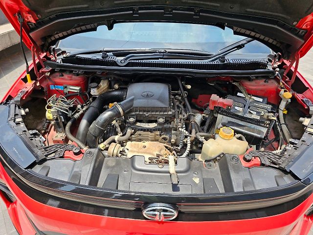 Used Tata Nexon Fearless Plus (S) 1.2 Petrol 7DCA Dual Tone [2023-2025] in Mumbai