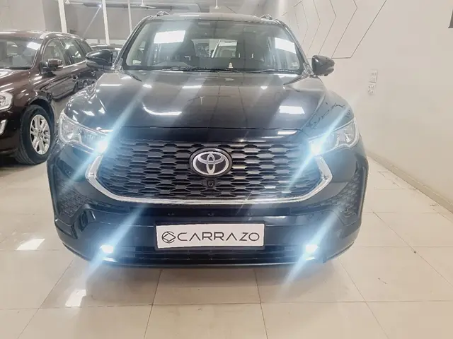 Used 2024 Toyota Innova Hycross in Pune