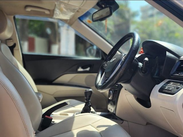 Used Mahindra XUV300 [2019-2024] W8 (O) 1.5 Diesel [2020] in Nashik