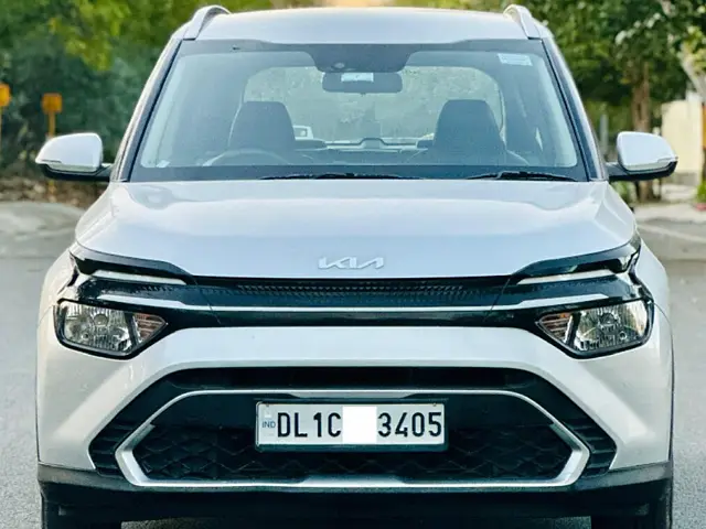 Used 2022 Kia Carens in Delhi