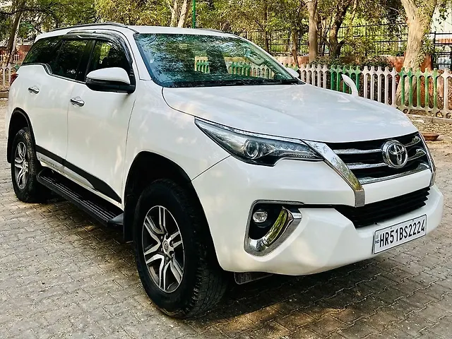 Used Toyota Fortuner [2016-2021] 2.8 4x2 MT [2016-2020] in Delhi
