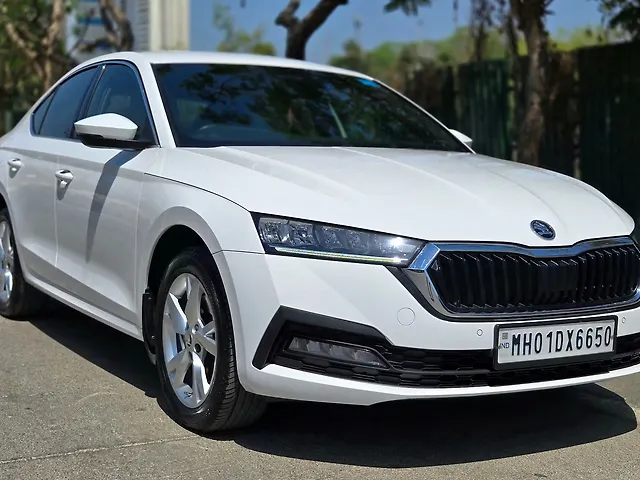 Used Skoda Octavia Style 2.0 in Mumbai