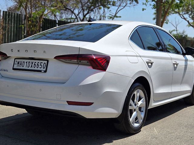 Used Skoda Octavia Style 2.0 in Mumbai