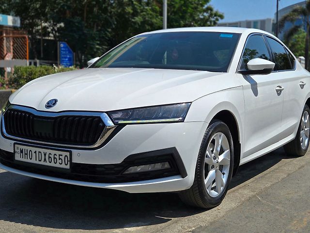 Used Skoda Octavia Style 2.0 in Mumbai