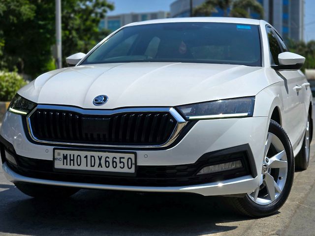 Used Skoda Octavia Style 2.0 in Mumbai