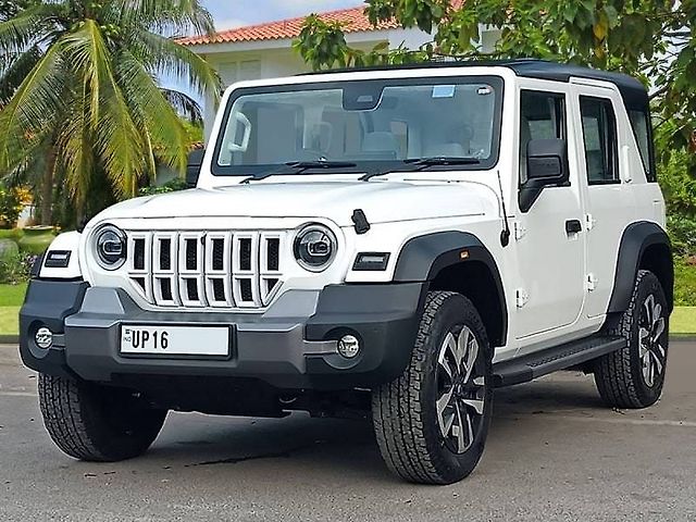 Used Mahindra Thar Roxx AX7 L Petrol AT 2WD in Delhi