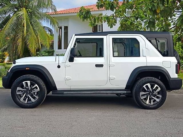 Used Mahindra Thar Roxx AX7 L Petrol AT 2WD in Delhi