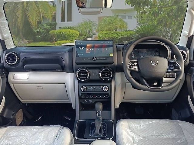 Used Mahindra Thar Roxx AX7 L Petrol AT 2WD in Delhi