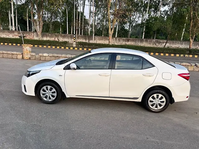 Used Toyota Corolla Altis [2014-2017] LE Petrol in Karnal