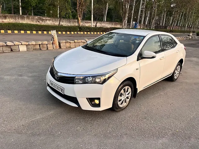 Used Toyota Corolla Altis [2014-2017] LE Petrol in Karnal