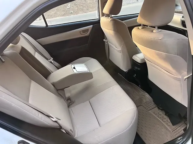 Used Toyota Corolla Altis [2014-2017] LE Petrol in Karnal