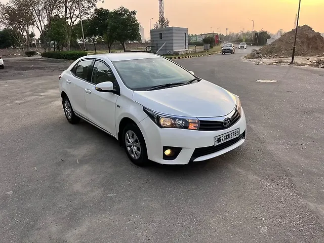 Used Toyota Corolla Altis [2014-2017] LE Petrol in Karnal