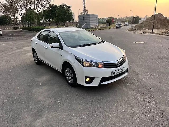 Used Toyota Corolla Altis [2014-2017] LE Petrol in Karnal