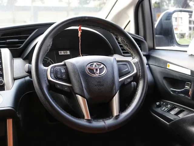 Used Toyota Innova Crysta [2023-2026] GX Diesel Manual 8 STR in Lucknow