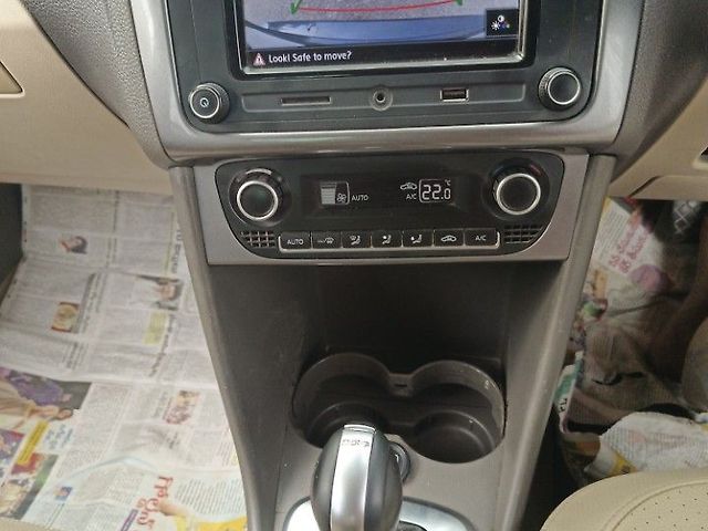 Used Volkswagen Vento [2015-2019] Highline Diesel AT [2015-2016] in Hyderabad