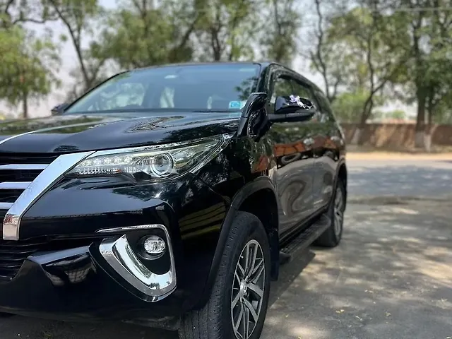 Used Toyota Fortuner [2016-2021] 2.8 4x4 AT in Chandigarh
