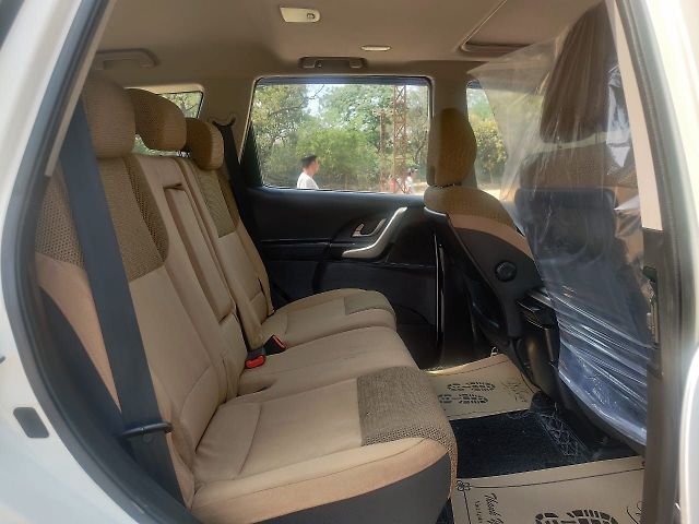 Used Mahindra XUV500 W9 [2018-2020] in Delhi