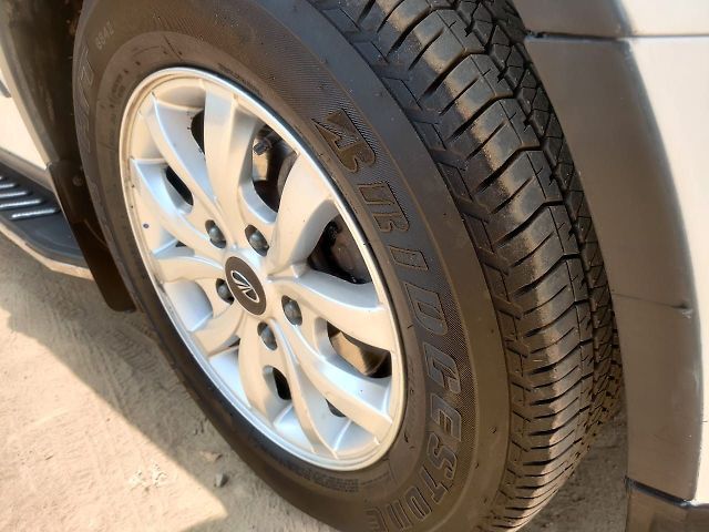 Used Mahindra XUV500 W9 [2018-2020] in Delhi