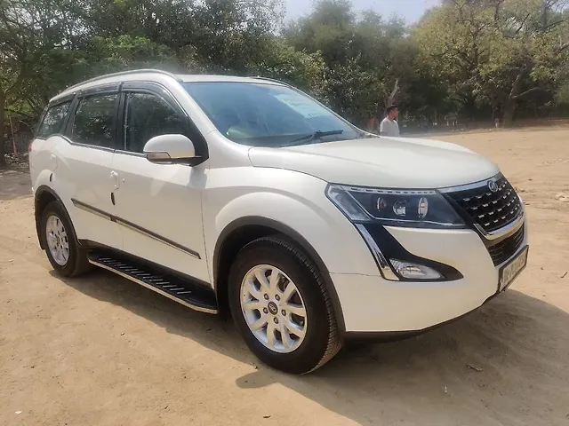 Used Mahindra XUV500 W9 [2018-2020] in Delhi