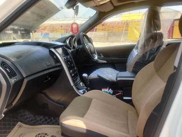 Used Mahindra XUV500 W9 [2018-2020] in Delhi