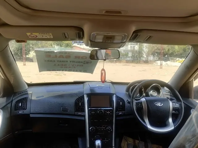 Used Mahindra XUV500 W9 [2018-2020] in Delhi
