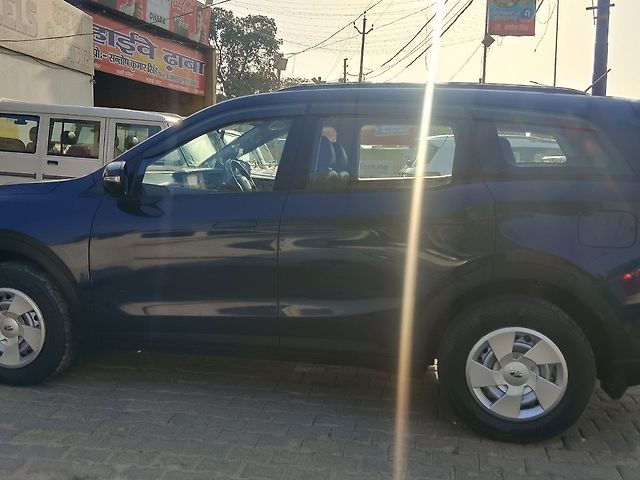 Used Mahindra XUV700 MX Diesel MT 5 STR [2021] in Faizabad
