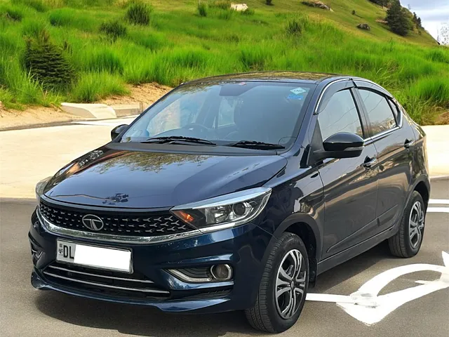 Used 2022 Tata Tigor in Delhi