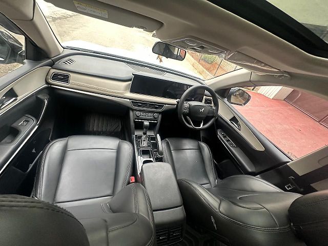 Used Mahindra XUV700 AX5 Diesel AT 5 STR in Hyderabad