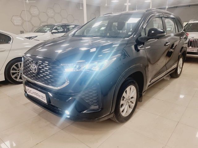 Used Toyota Innova Hycross VX (O) Hybrid 7 STR in Mumbai