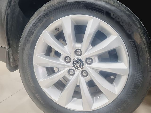 Used Toyota Innova Hycross VX (O) Hybrid 7 STR in Mumbai
