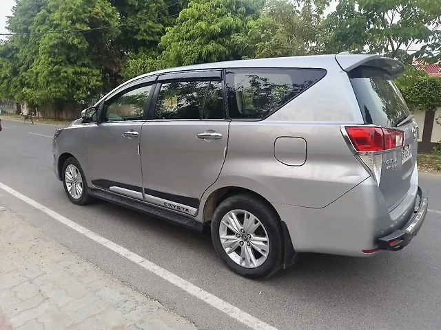 Used Toyota Innova Crysta [2016-2020] 2.4 ZX 7 STR [2016-2020] in Lucknow