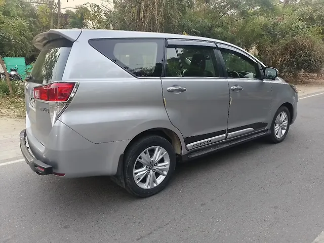 Used Toyota Innova Crysta [2016-2020] 2.4 ZX 7 STR [2016-2020] in Lucknow