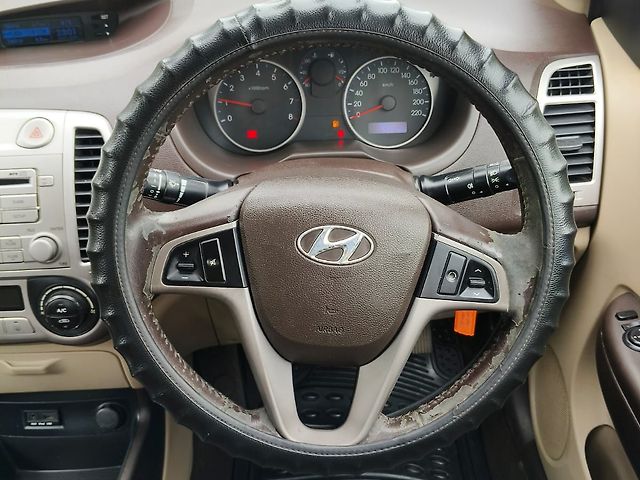 Used Hyundai i20 [2010-2012] Sportz 1.2 BS-IV in Mumbai