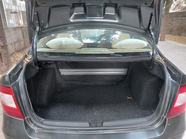 Used Skoda Rapid [2011-2014] Ambition 1.6 MPI AT in Pune